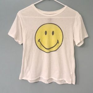happy face t-shirt😊